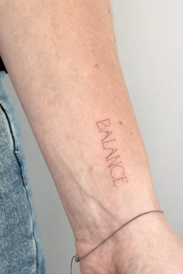Balance Schriftzug Fineline Tattoo